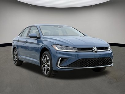 New 2025 Volkswagen Jetta SE