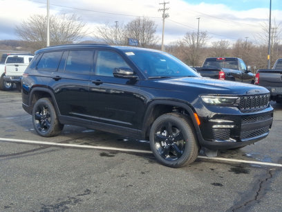 New 2025 Jeep Grand Cherokee L Limited w/ Black Appearance Package
