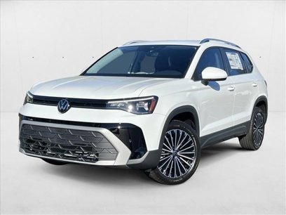 New 2025 Volkswagen Taos SE