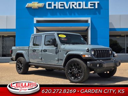 Used 2024 Jeep Gladiator Sport