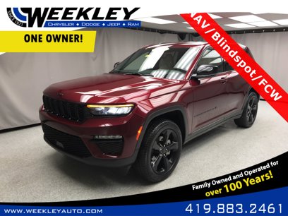 Used 2023 Jeep Grand Cherokee Limited w/ Black Appearance Package
