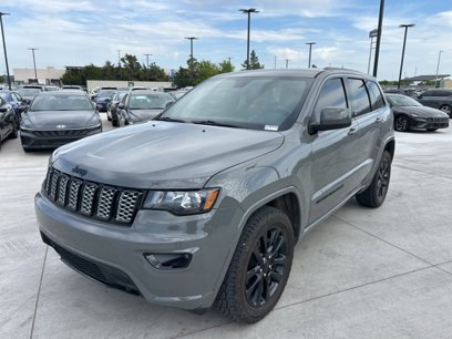 Used 2019 Jeep Grand Cherokee Altitude
