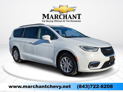 Used 2022 Chrysler Pacifica Touring-L