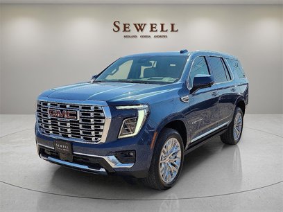 New 2025 GMC Yukon Denali w/ Sun & Power Step Package