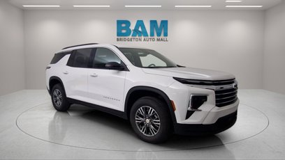 New 2026 Chevrolet Traverse LT w/ Driver Confidence Package