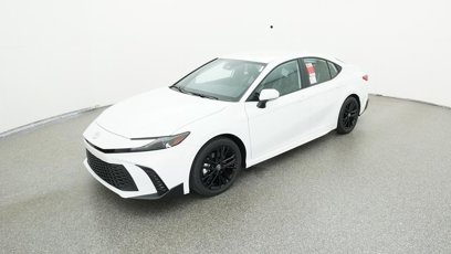 New 2025 Toyota Camry SE