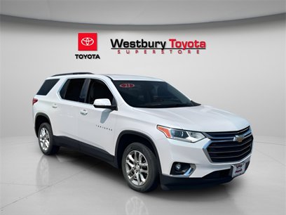 Used 2021 Chevrolet Traverse LT