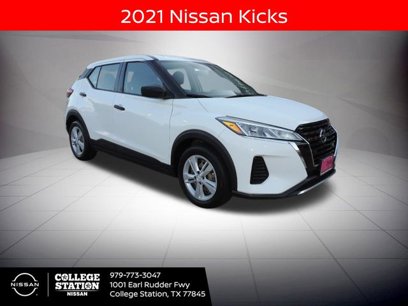 Certified 2021 Nissan Kicks S