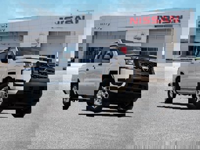 New 2025 Nissan Frontier S