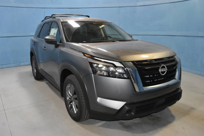 New 2025 Nissan Pathfinder SV