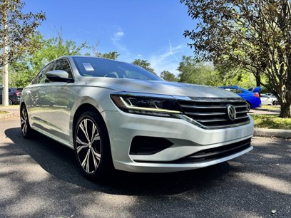 Used 2022 Volkswagen Passat 2.0T SE