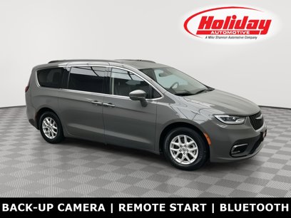 Used 2022 Chrysler Pacifica Touring-L