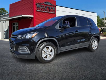 Used 2022 Chevrolet Trax LS w/ Tint and Cruise Package