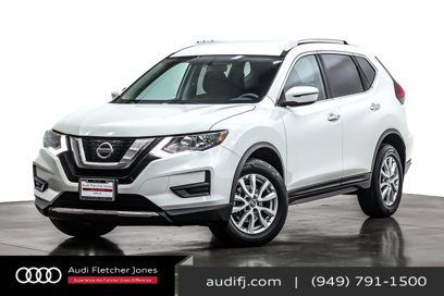 Used 2017 Nissan Rogue SV