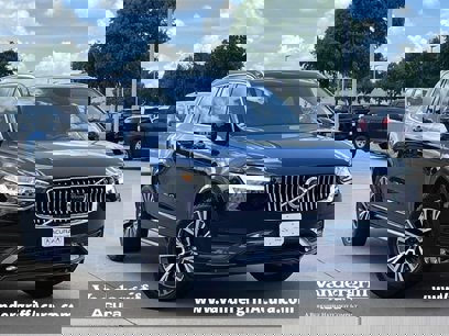 Used 2021 Volvo XC90 T5 Momentum w/ Advanced Package
