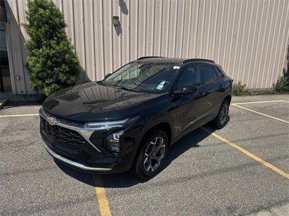 Certified 2024 Chevrolet Trax LT w/ Driver Confidence Package