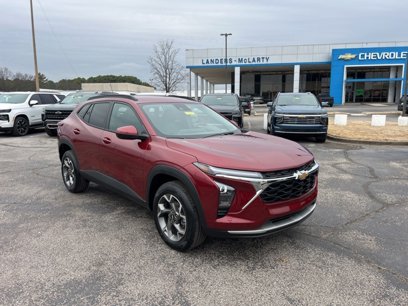 New 2025 Chevrolet Trax LT w/ Driver Confidence Package