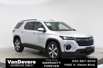 Used 2022 Chevrolet Traverse LT w/ LT Premium Package