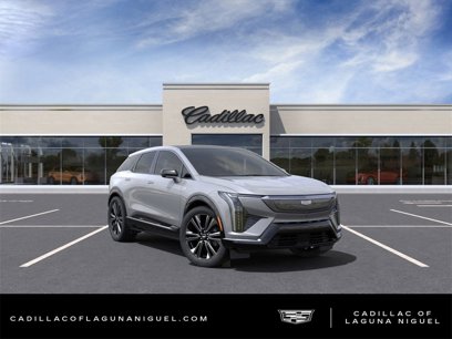 New 2025 Cadillac Optiq Luxury 2