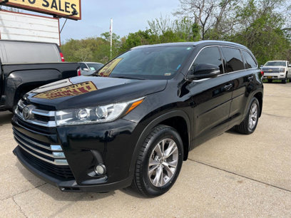 Used 2017 Toyota Highlander Limited w/ Protection Package #3