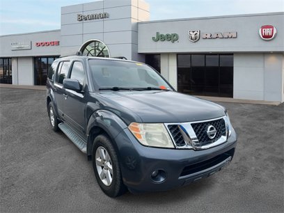 Used 2010 Nissan Pathfinder SE