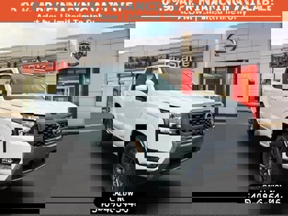New 2025 Nissan Frontier SV w/ SV Convenience Package