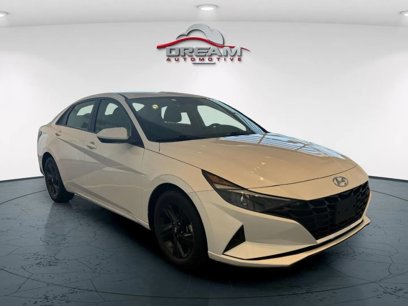 Used 2022 Hyundai Elantra SEL w/ Cargo Package