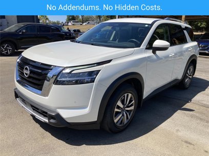 Used 2023 Nissan Pathfinder SL