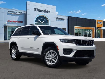 New 2025 Jeep Grand Cherokee Laredo X w/ Luxury Tech Group I