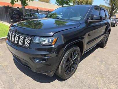 Used 2019 Jeep Grand Cherokee Altitude