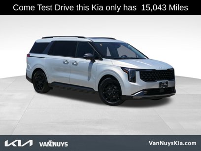 Used 2025 Kia Carnival SX