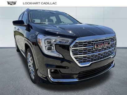 Used 2022 GMC Terrain Denali w/ LPO, Floor Liner Package