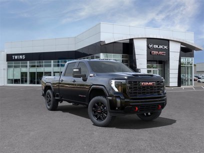 New 2025 GMC Sierra 2500 AT4 w/ Max Trailering Package
