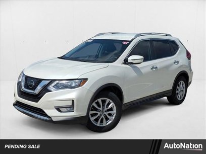 Used 2017 Nissan Rogue SV