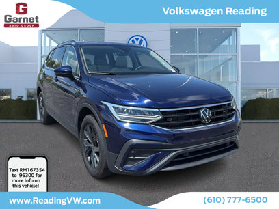 Used 2024 Volkswagen Tiguan SE w/ Panoramic Sunroof Package