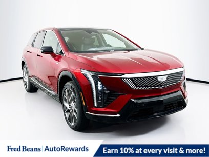 New 2025 Cadillac Optiq Luxury 1