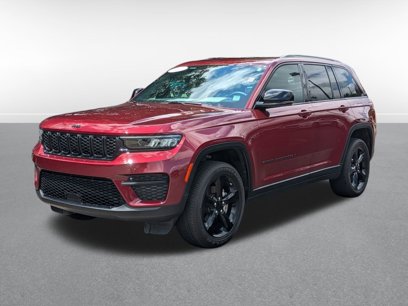 Used 2024 Jeep Grand Cherokee Altitude