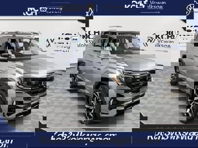 New 2025 Volkswagen Atlas SEL Premium R-Line