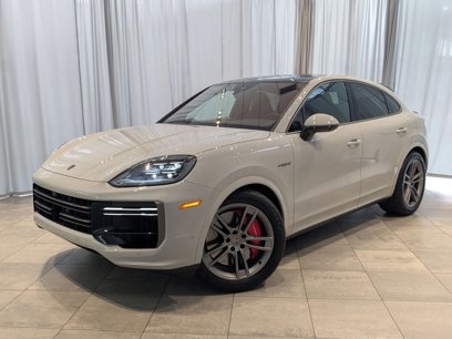 New 2025 Porsche Cayenne Turbo