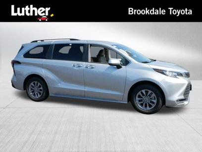 Certified 2023 Toyota Sienna XLE
