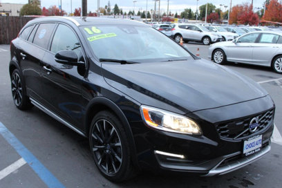 Used 2016 Volvo V60 T5 Cross Country Platinum