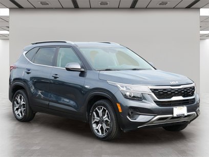 Used 2023 Kia Seltos EX