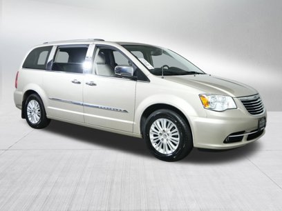 Used 2013 Chrysler Town & Country Limited