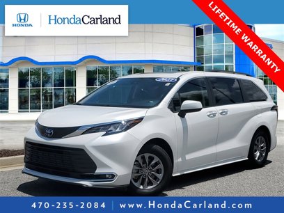Used 2023 Toyota Sienna XLE
