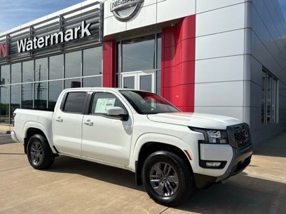 New 2025 Nissan Frontier SV w/ SV Convenience Package
