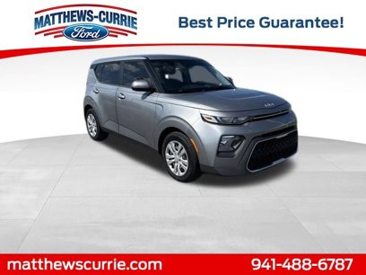 Used 2022 Kia Soul LX