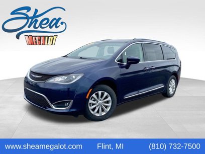Used 2018 Chrysler Pacifica Touring-L