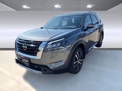 New 2025 Nissan Pathfinder Platinum