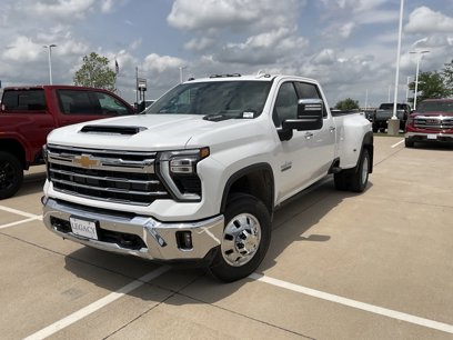 New 2025 Chevrolet Silverado 3500 LTZ w/ LTZ Texas Edition