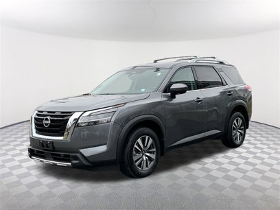Used 2024 Nissan Pathfinder SL